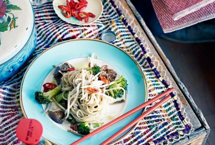 Sticky Pork Noodles